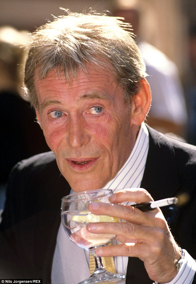 Peter-OToole-Smoke-and-Drink.jpg