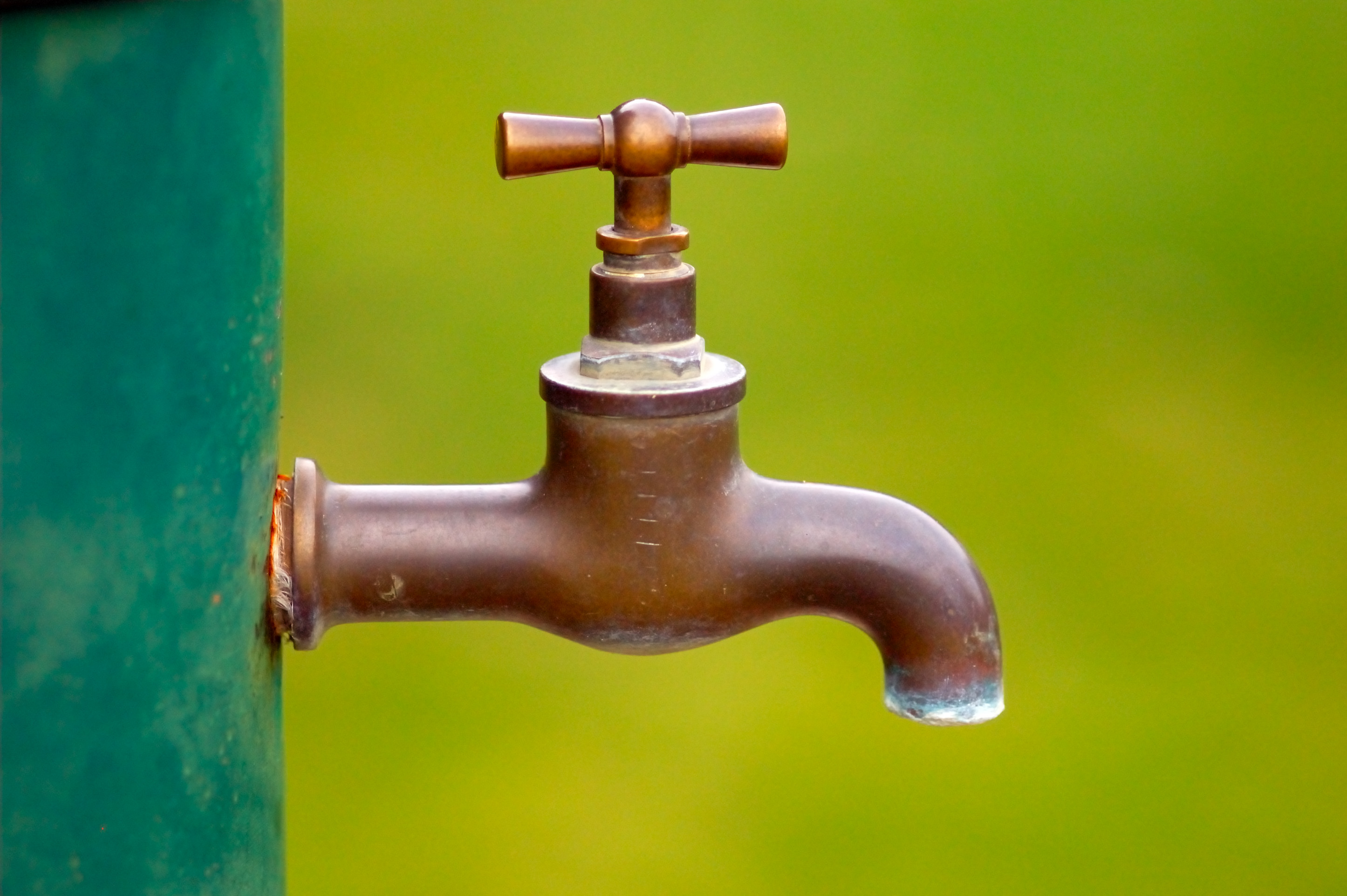 Brass_water_tap.jpg