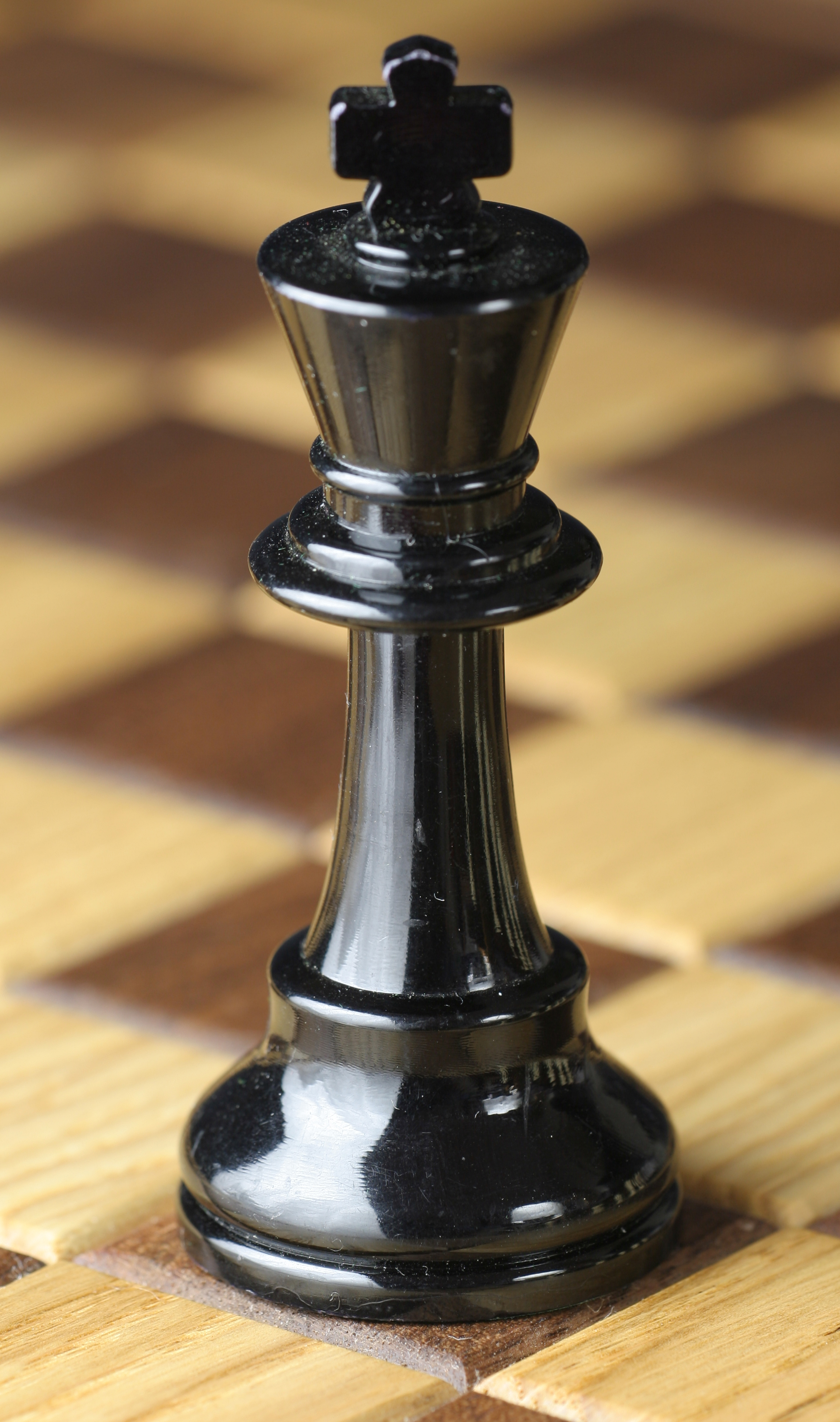 Chess_piece_-_Black_king.JPG