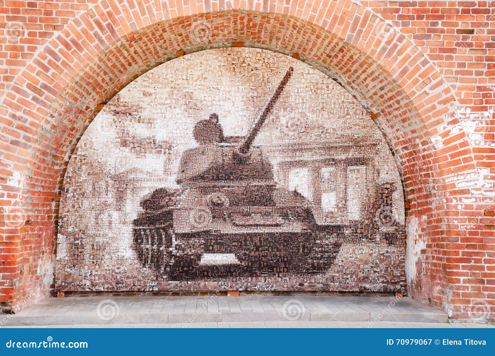 legendary-t-tank-mosaic-old-frontline-photos-nizhny-novgorod-russia-august-70979067.jpg